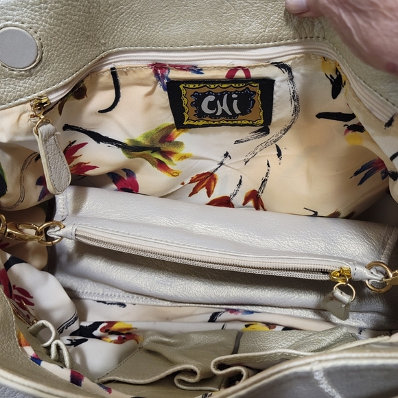 CHI BY CARLOS FALCHI handbag - Picture 4 of 4